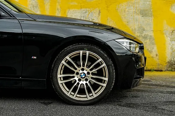 BMW 330E 2018 photo 3