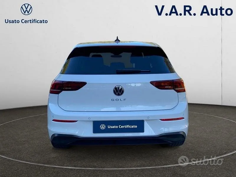 Volkswagen Golf 2025 photo 4