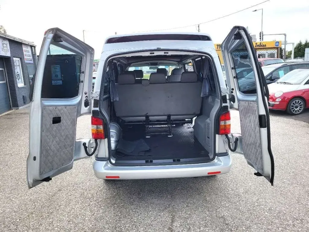 Volkswagen T5 2007 photo 3