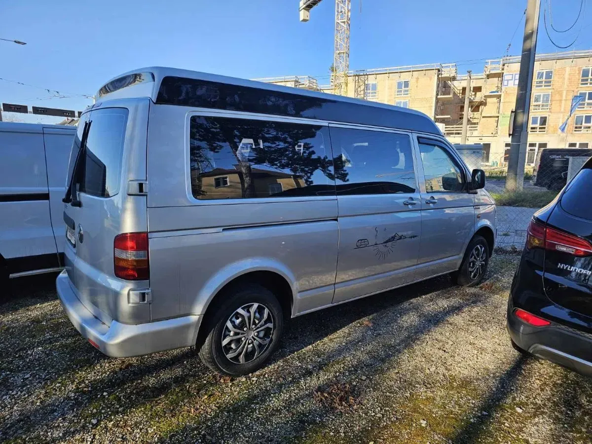 Volkswagen T5 2007 photo 2