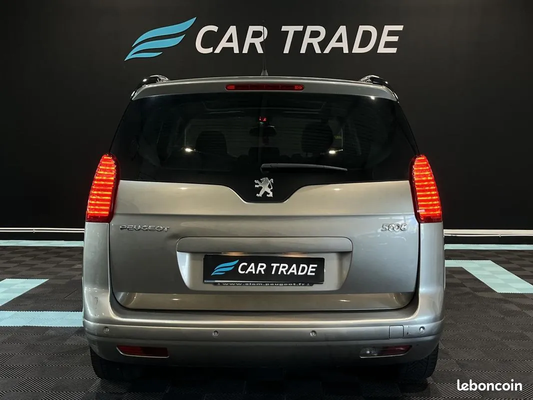 Peugeot 5008 2013 photo 4
