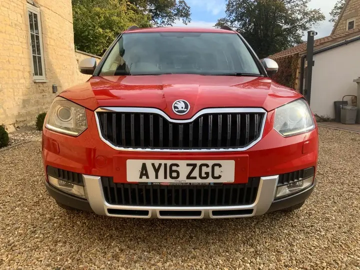 Skoda Yeti 2016 photo 4