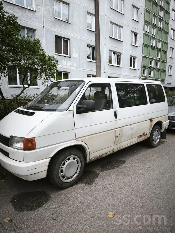 Volkswagen Caravelle 1995 photo 3