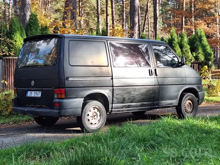 Volkswagen T4 1997 photo 4