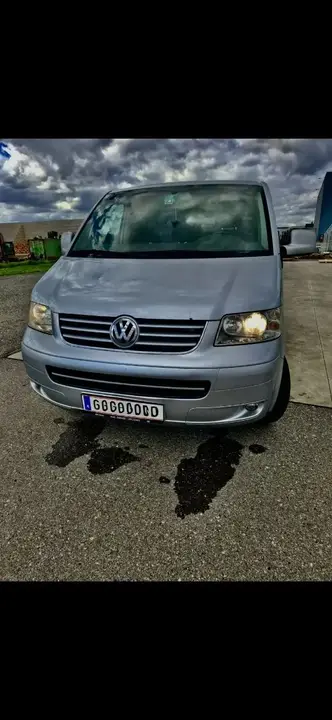Volkswagen Caravelle 2006 photo 2