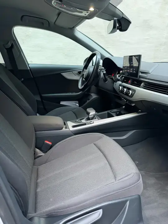 Audi A4 Avant 2020 photo 3