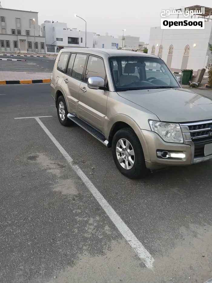 Mitsubishi Pajero 2018 photo 2