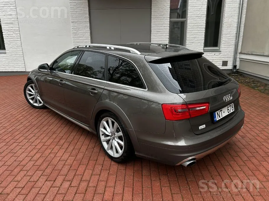 Audi A6 Allroad 2012 photo 4
