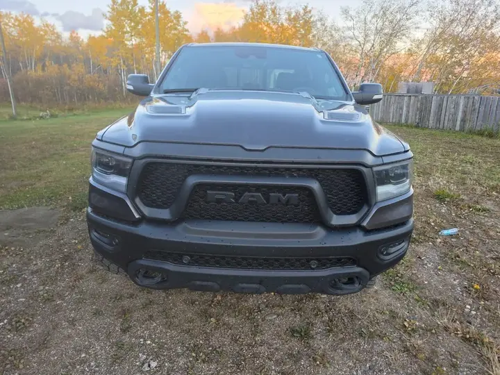 Dodge Ram 1500 2022 photo 2