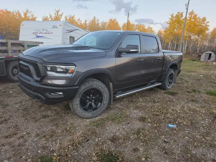 Dodge Ram 1500 2022 photo 3