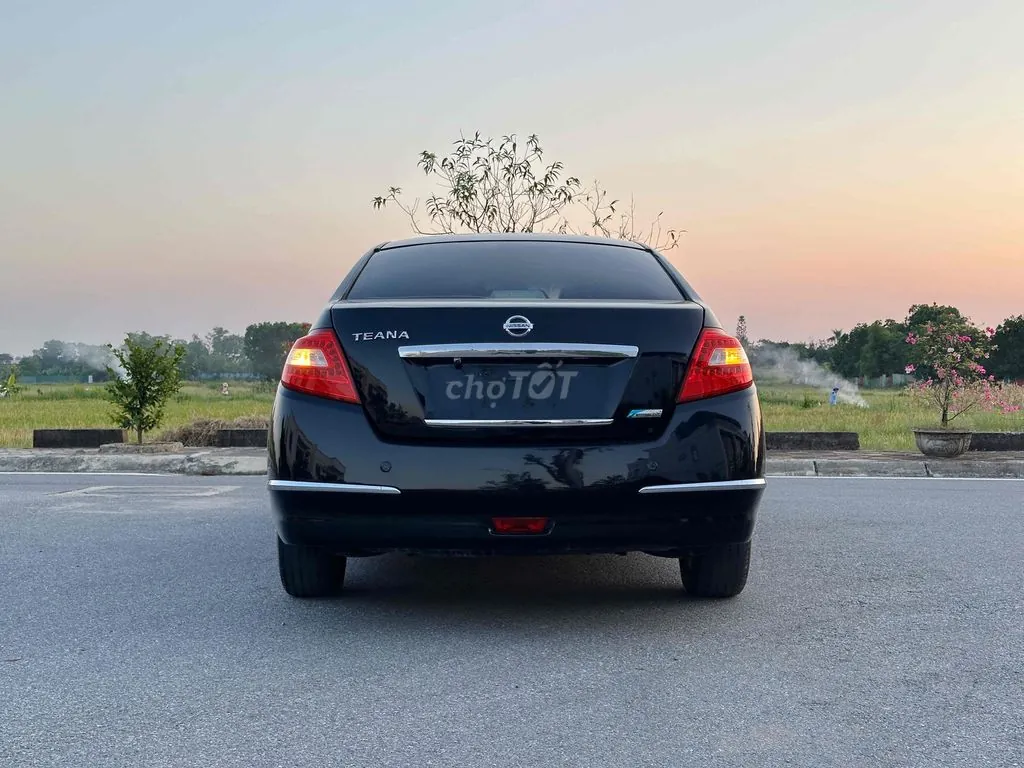 Nissan Teana 2010 photo 5