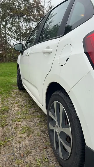 Citroen C3 2012 photo 4