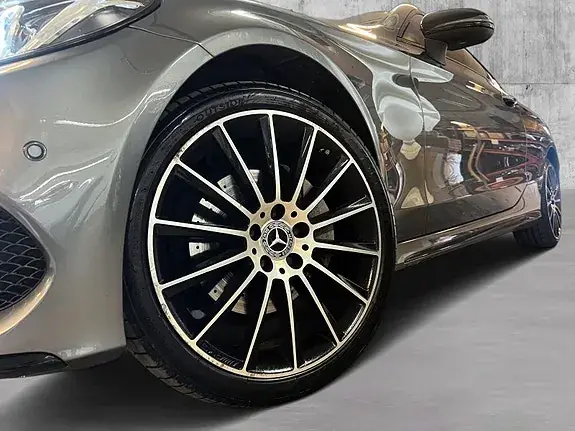 Mercedes-Benz C200 2017 photo 4