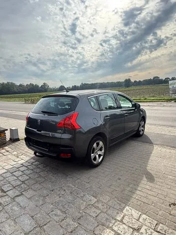 Peugeot 3008 2009 photo 2