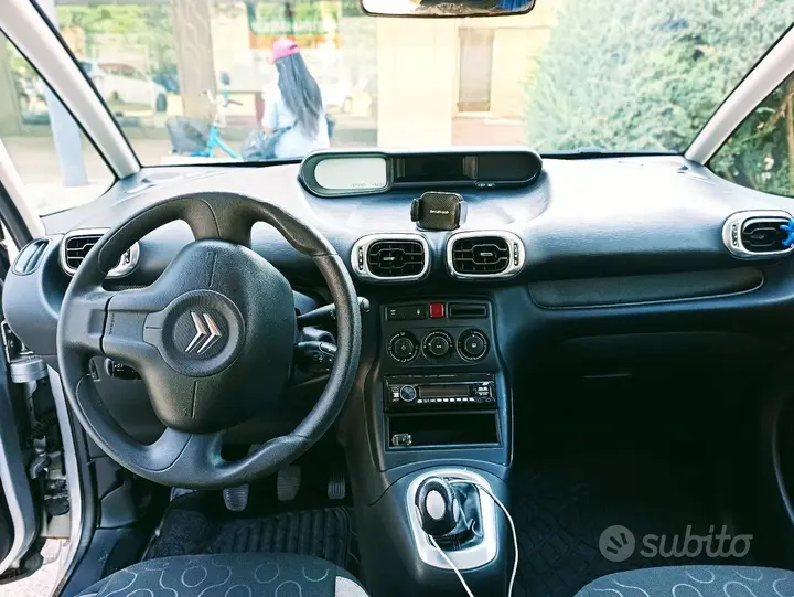 Citroen C3 Picasso 2009 photo 4