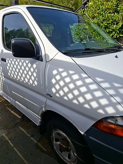 Toyota Hiace 2002 photo 3
