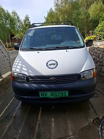 Toyota Hiace 2002 photo 4