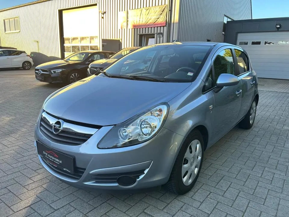 Opel Corsa D Edition