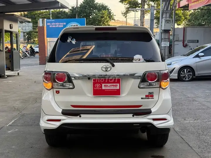 Toyota Fortuner 2016 photo 4