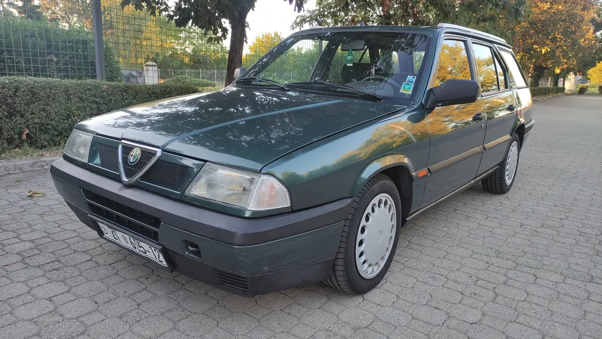 Alfa Romeo 33 Sport Wagon 1992 photo 2