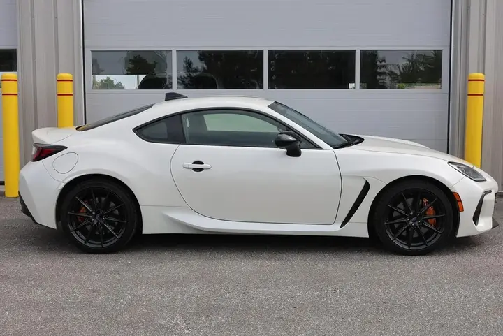 Subaru Brz 2025 photo 4