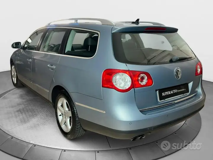 Volkswagen Passat 2009 photo 5