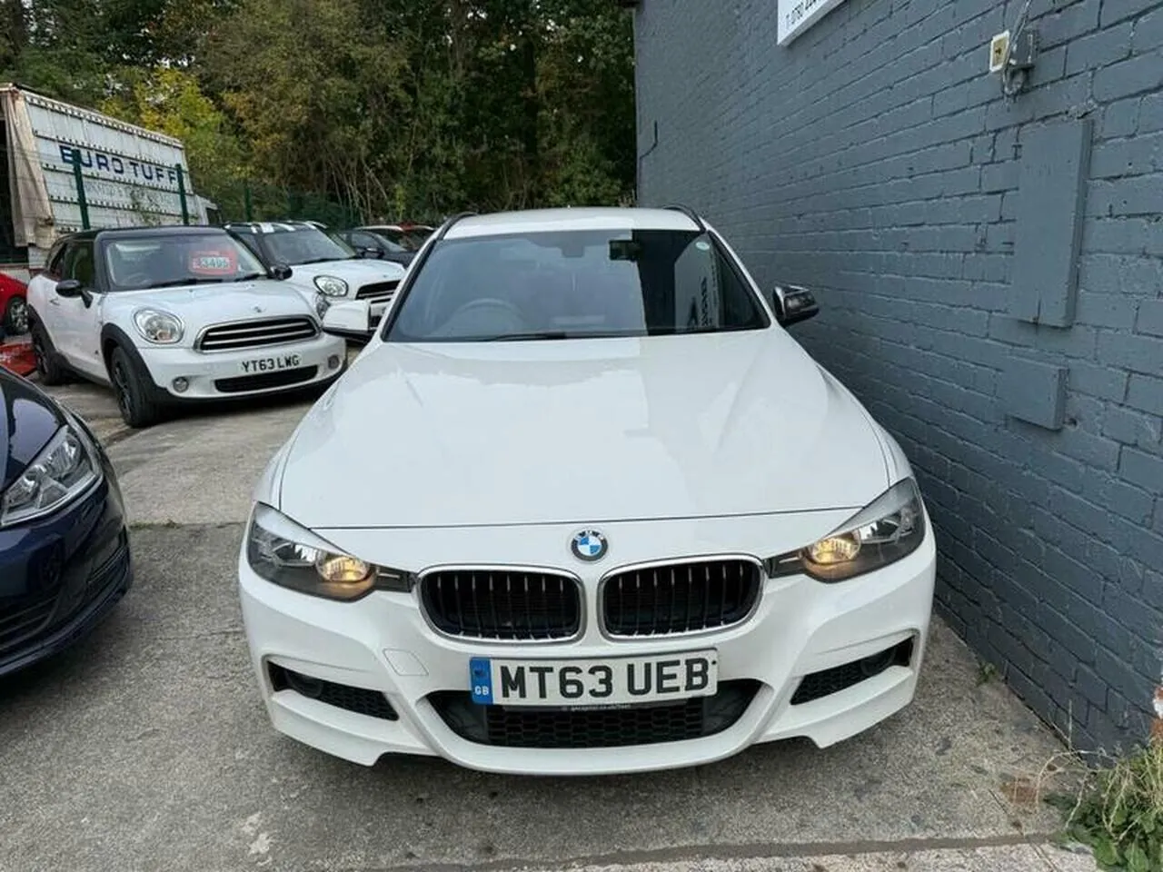BMW 3 Series 2013 photo 2