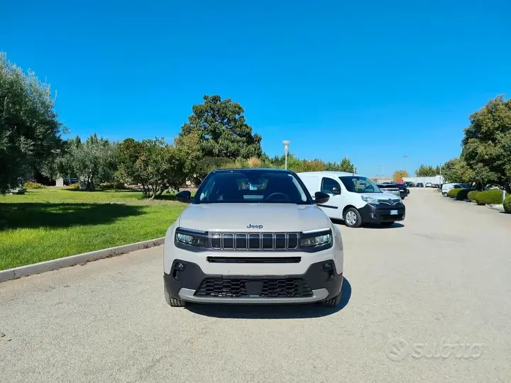 Jeep Avenger 2025 photo 2