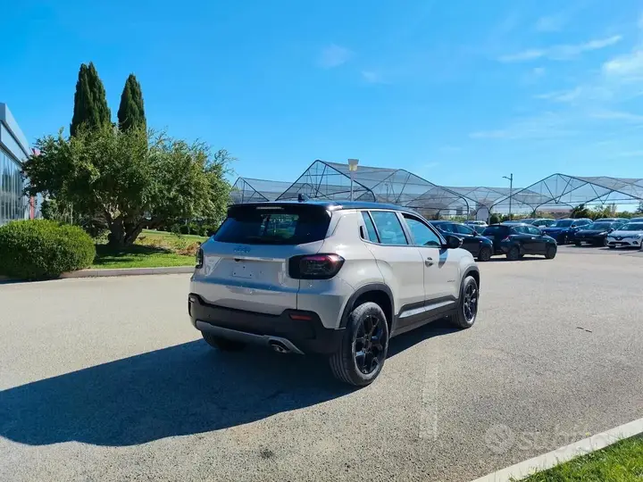 Jeep Avenger 2025 photo 4