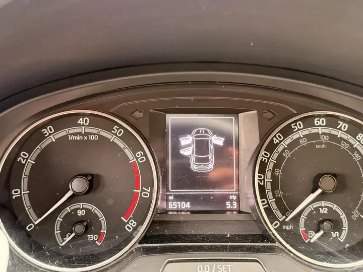Skoda Rapid Spaceback 2018 photo 5