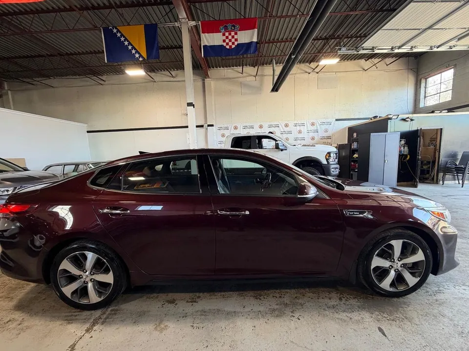 Kia Optima 2016 photo 5