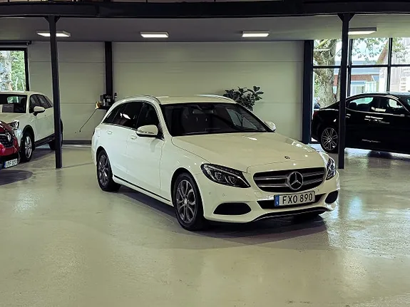 Mercedes-Benz C220