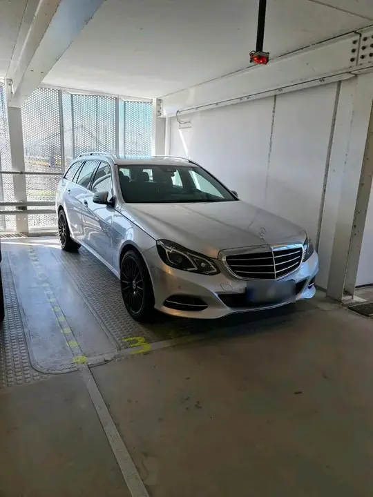 Mercedes-Benz E220 Cdi