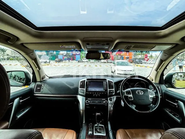 Toyota Land Cruiser Sahara 2015 photo 5