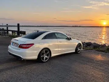 Mercedes-Benz E250