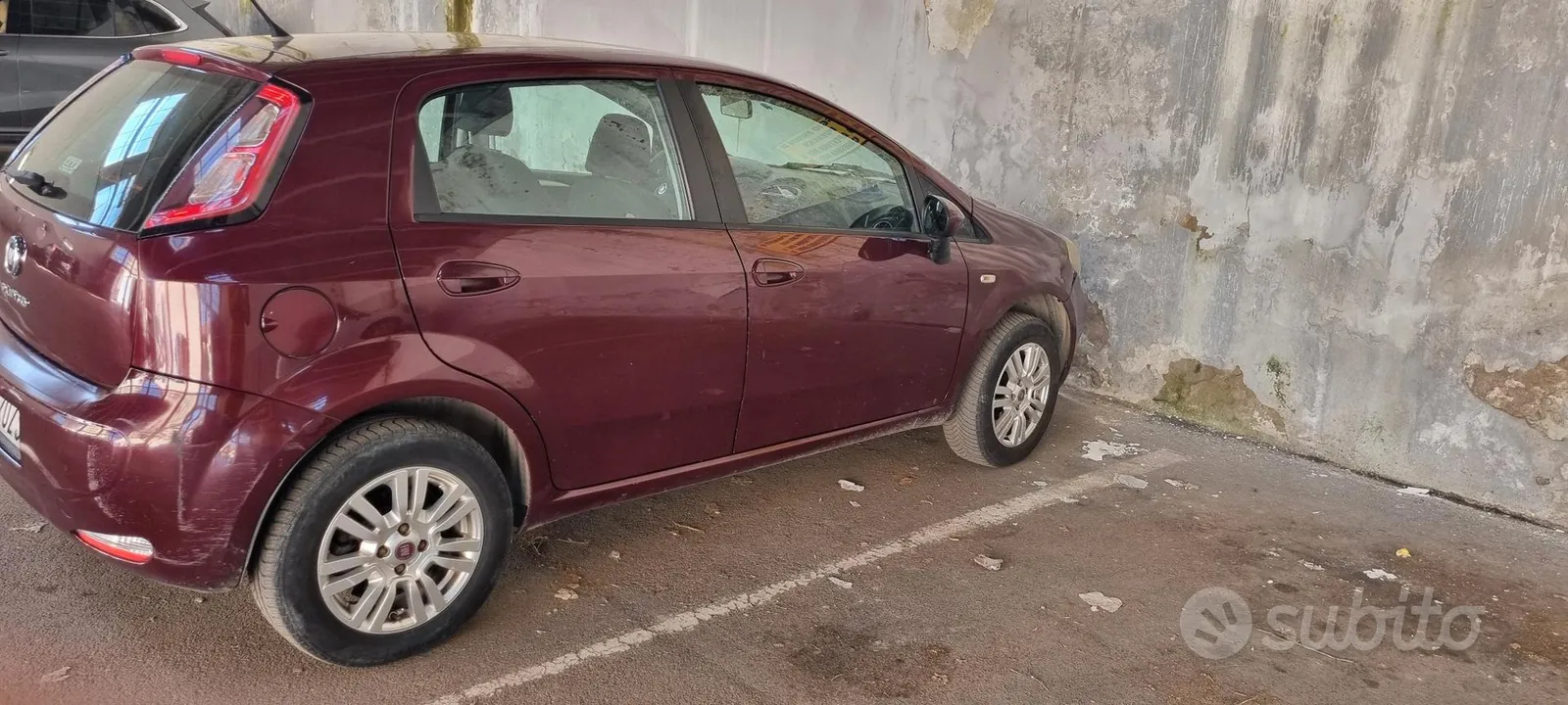 Fiat Punto 2012 photo 4