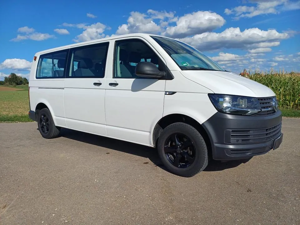 Volkswagen Bus T6 Kombi