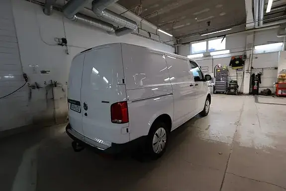 Volkswagen Transporter 2024 photo 5