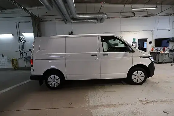 Volkswagen Transporter 2024 photo 4