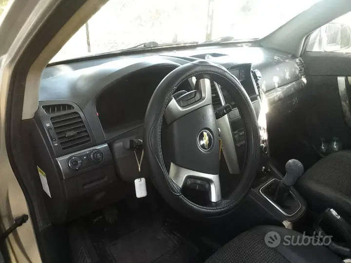 Chevrolet Captiva 2010 photo 4