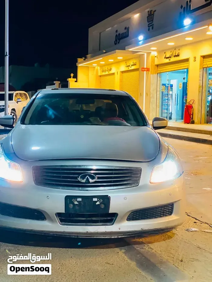 Infiniti G37 2008 photo 2