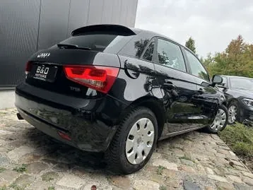 Audi A1 2012 photo 3