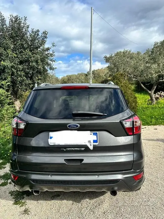 Ford Kuga 2018 photo 2