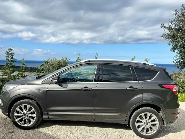 Ford Kuga 2018 photo 3