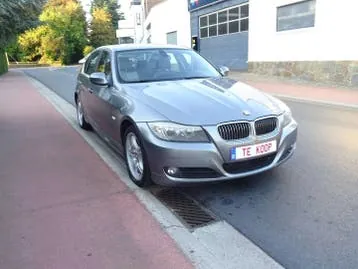 BMW 3 Serie 325 325I 2010 photo 3