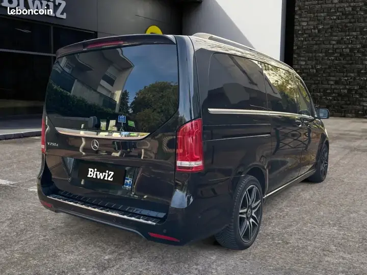 Mercedes-Benz V 2019 photo 5