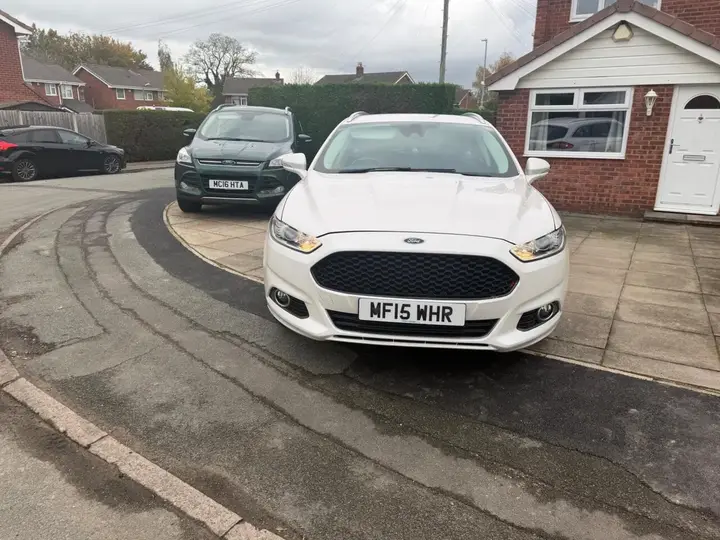 Ford Mondeo 2015 photo 3