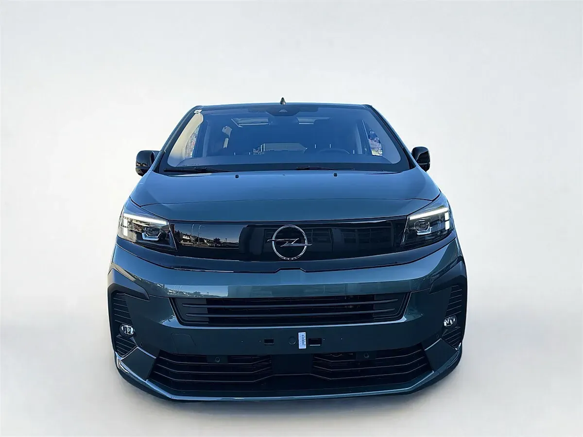 Opel Zafira photo 2
