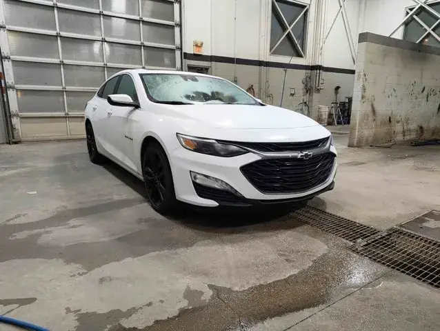 Chevrolet Malibu 2024 photo 3