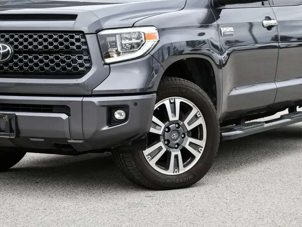 Toyota Tundra 2018 photo 2